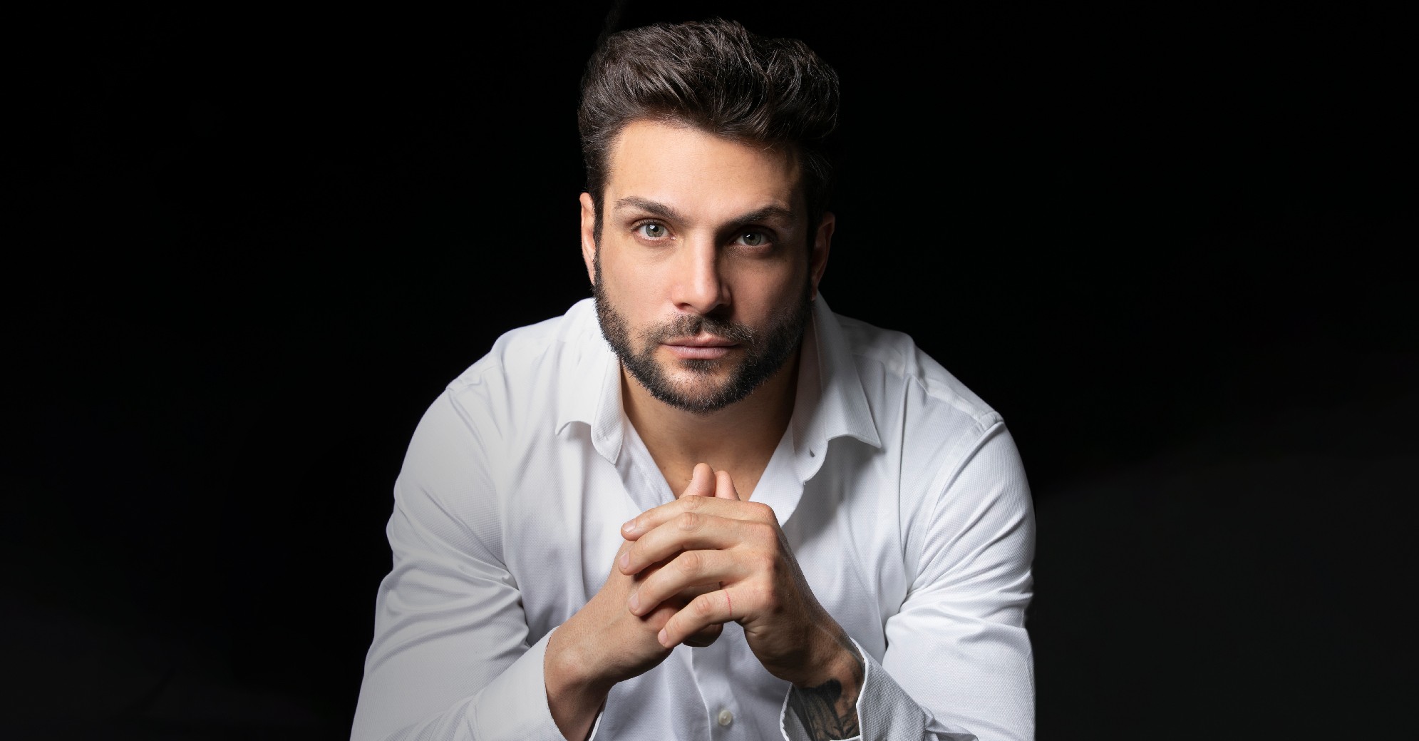 Él es Nicola Porcella, “el peruano más amado de México” Dapper Magazine