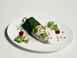 Chiles en nogada
