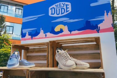 HEYDUDE