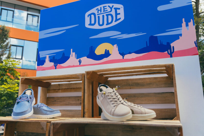 HEYDUDE