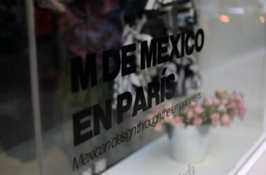 M de México